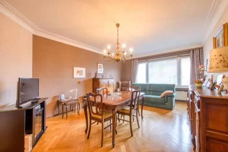 Appartement 2 slaapkamers te koop nabij tramhalte