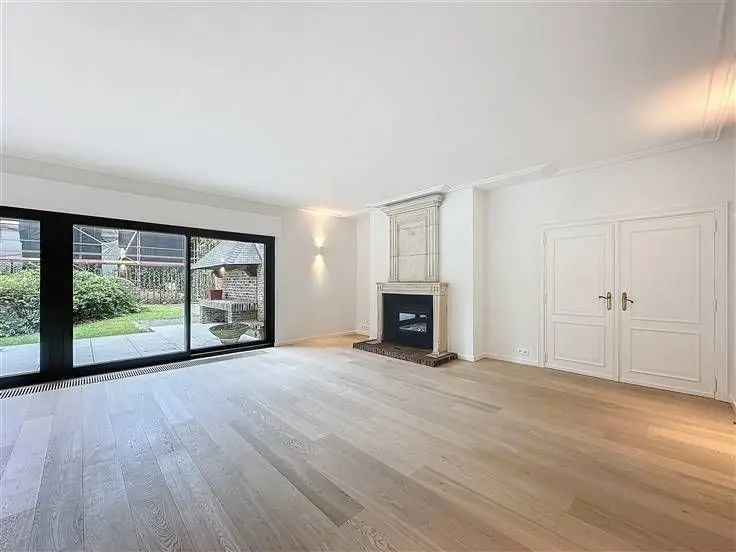 Huis te Huur Ukkel Dieweg Gerenoveerde Villa 3 slaapkamers