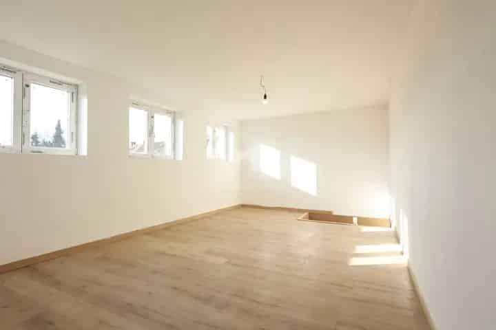 Huis te koop Monceau Sur Sambre 3 slaapkamers tuin garage