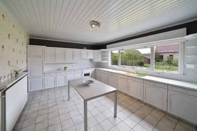 Ruime Vrijstaande Bungalow te Oudenburg