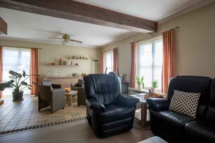 Ruime Bungalow in Rustige Wijk Centrum