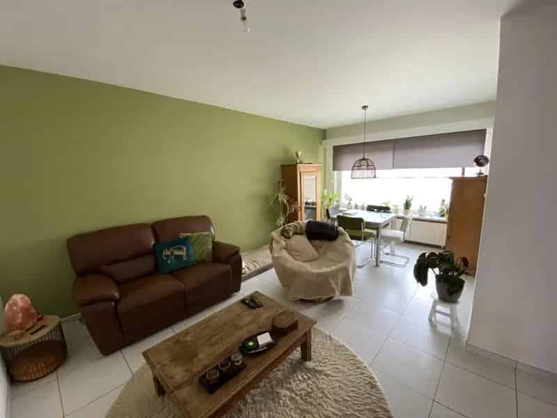 Gelijkvloers appartement te huur 2 slaapkamers groot terras