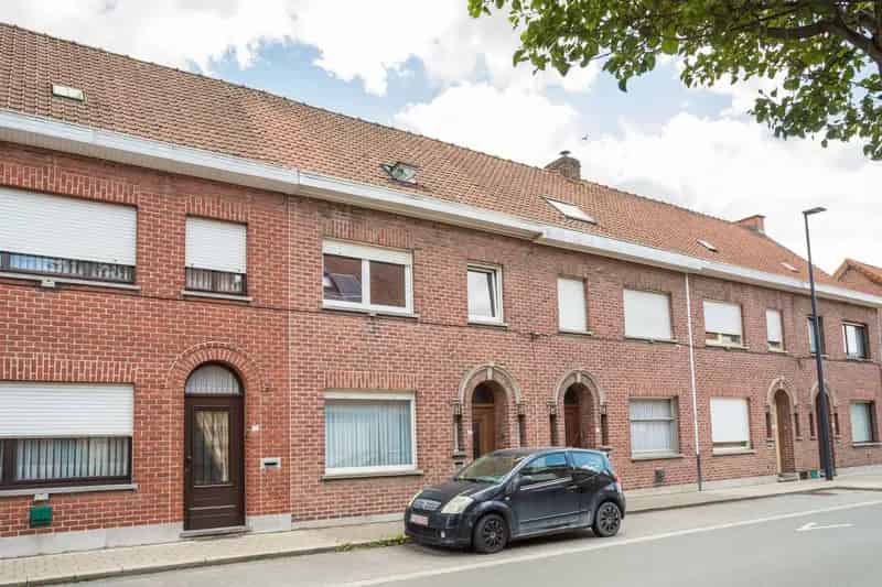 Huis te huur Zwevegem centrum: 2 slaapkamers, tuin en garage