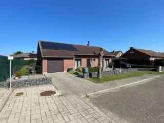 Villa te koop Rummen - Instapklare woning met zonnige tuin