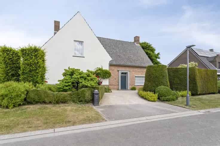 Huis Te Koop Brecht: Villa 4 slaapkamers