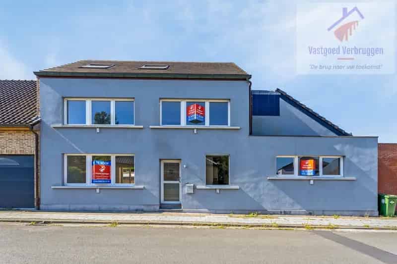 Huis te koop in Lede: Ruime woning in bosrijke omgeving