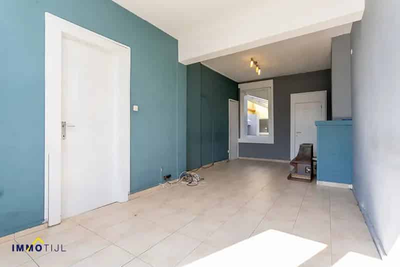3-Kamer Woning Centrum Baasrode Te Moderniseren