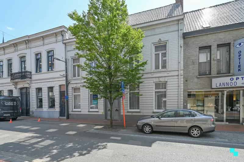 Huis te koop Izegem: 358m² woonruimte, 524m² perceel, stadstuin