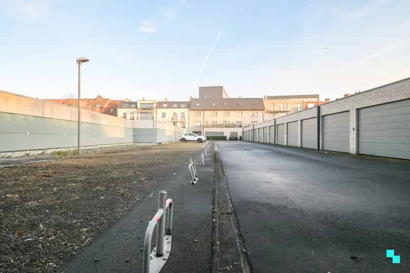 Gunstig gelegen staanplaatsen te Izegem