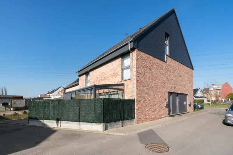 Recente Energiezuinige Woning 4 Slaapkamers