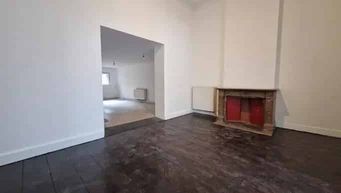 Handelspand te Huur Elsene Fernand Cocqplein 103m2