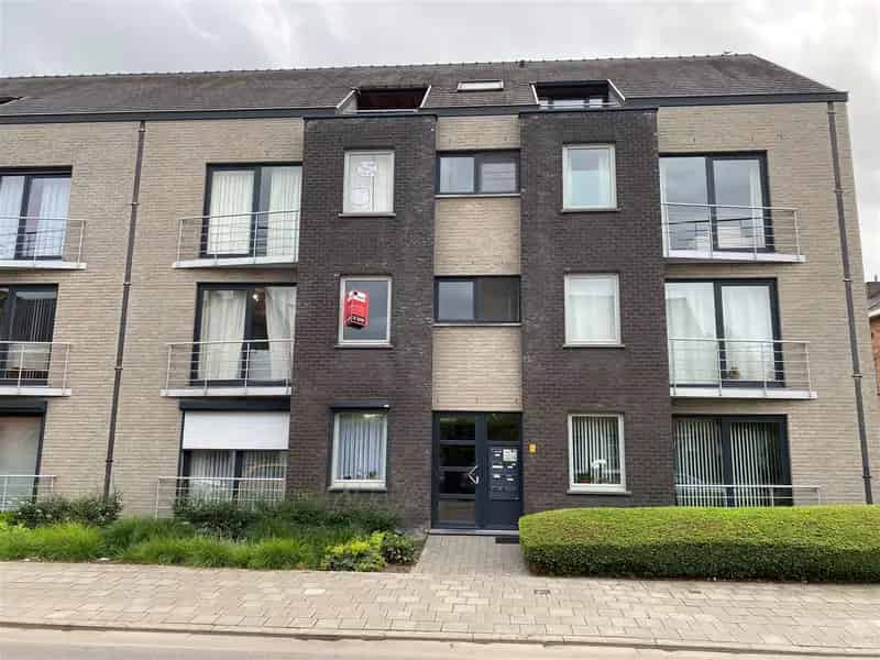 Appartement te huur Sint-Truiden: 2 slaapkamers, ruim terras