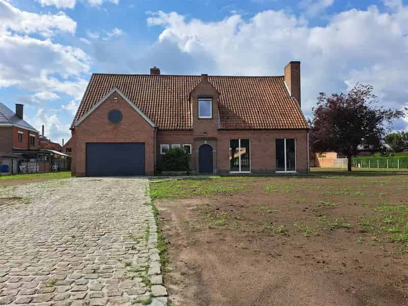 Rustiek Landhuis 3 Slaapkamers Garage Grote Tuin