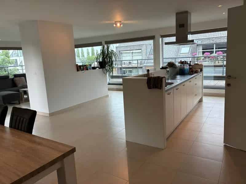 Appartement te huur Kruisem: Lichtrijk & Modern