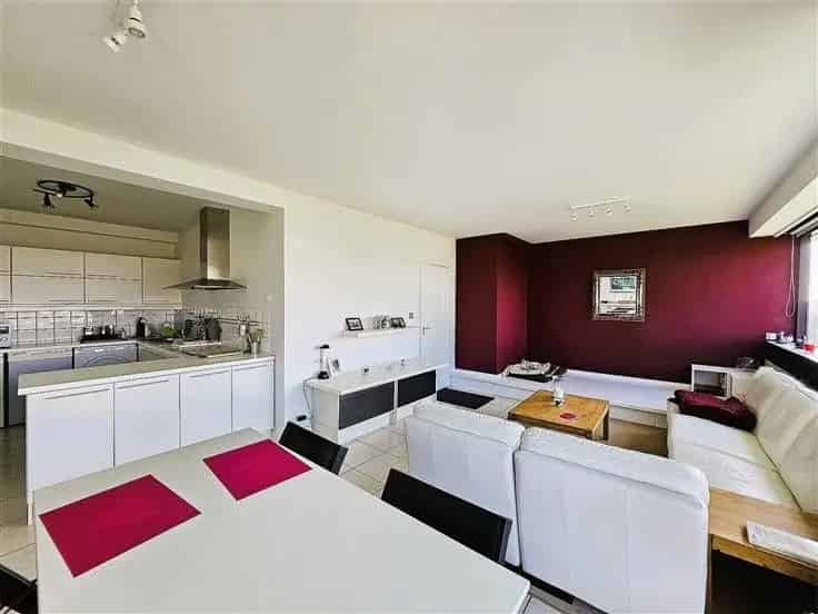Appartement Te Koop 2 slaapkamers  Balkon Kelder