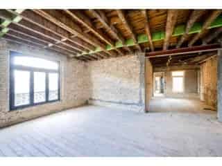 Appartement te koop Brussel 2 slaapkamers renovatieproject