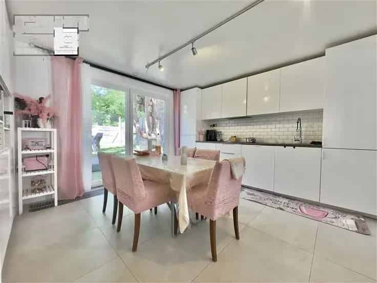 Huis Te Koop 3 Slaapkamers Châtelineau
