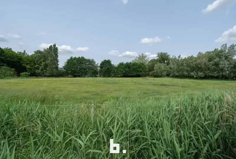 Ideale starterswoning Eernegem: 2 slaapkamers, zonnige tuin, energiezuinig