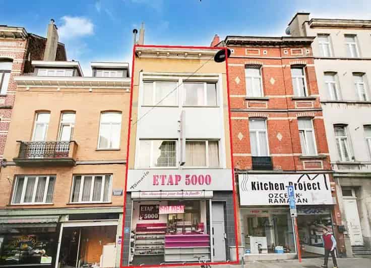 Appartementsgebouw 3 Units Winkelruimte Schaarbeek