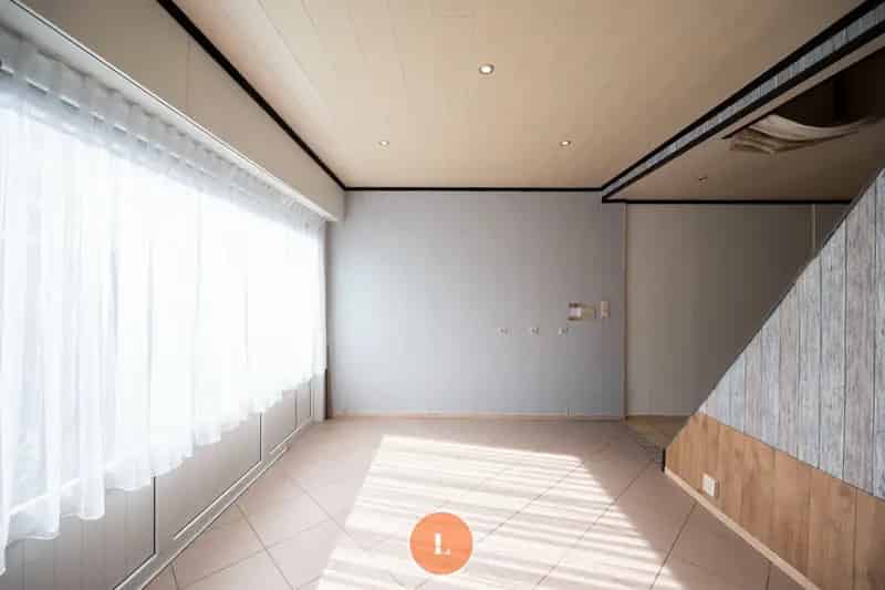 Te renoveren woning met 3 slaapkamers en garage te Menen