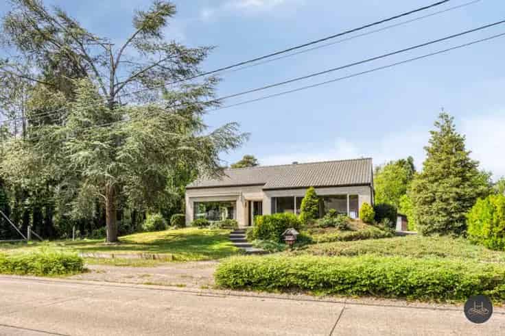 Huis Te Koop Tremelo: 3 slaapkamers, grote garage en berging
