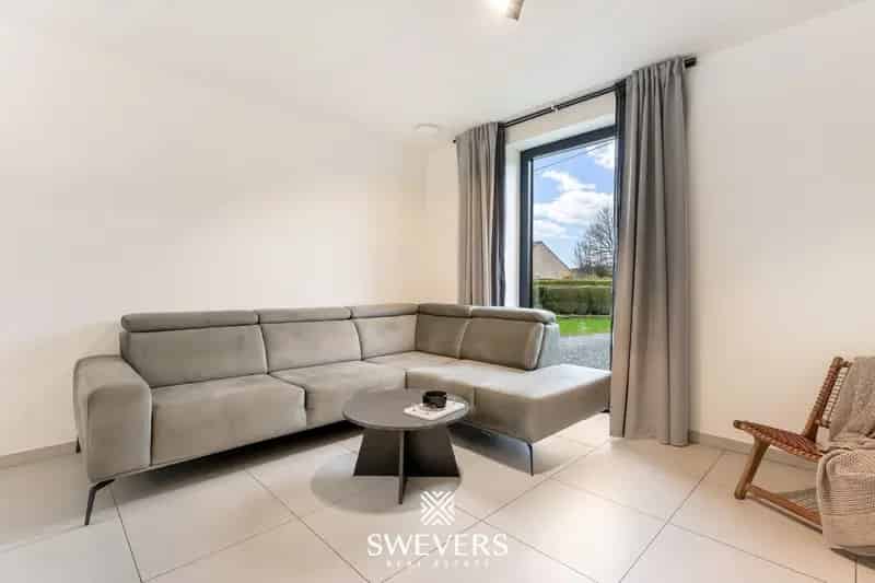 Moderne HOB 94m² 7 Are Ham
