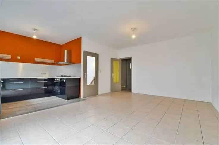 Huis Te Koop Bel-Etage Nabij Voorzieningen