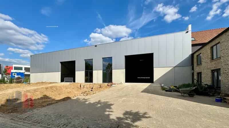 Nieuwbouw Bedrijfsgebouw te Huur Asse 338m²
