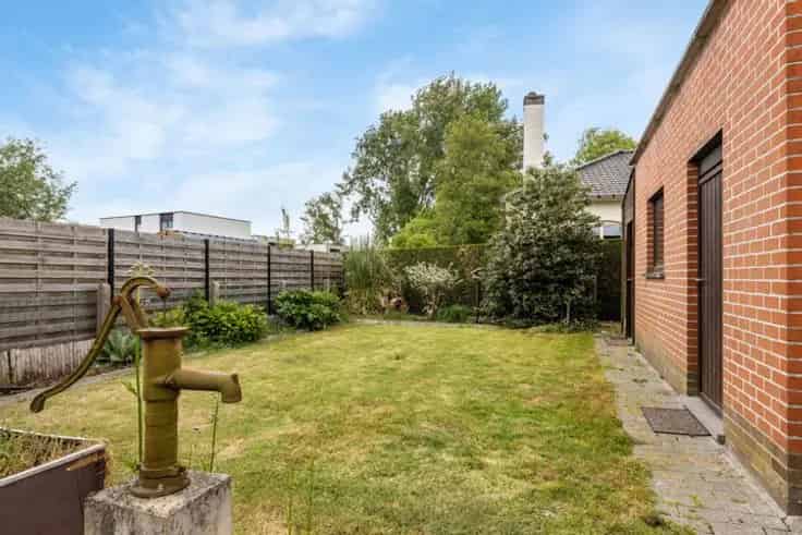 Huis Te Koop Merelbeke 3 slaapkamers Dubbele Garage Tuin