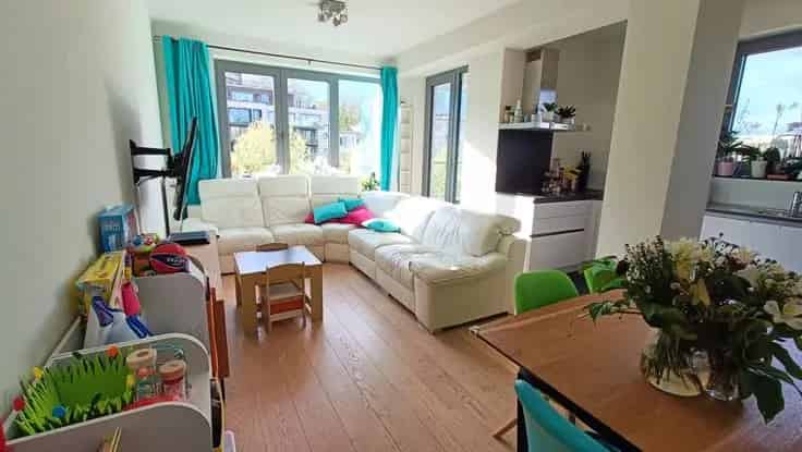 Appartement Te Koop 85m2 Nabij Winkels Scholen