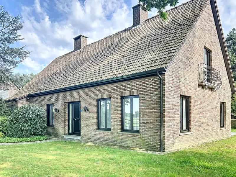 Huis te huur: Stijlvolle villa met 4 slaapkamers nabij E313