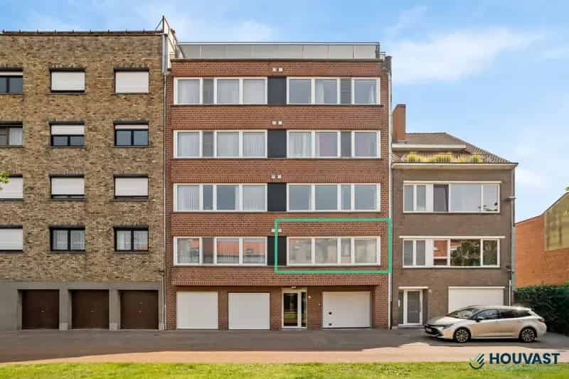 Ruim Appartement te Koop in Oostende met Garage