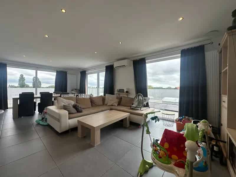 Modern 2 Slaapkamer Appartement Te Koop Oostende