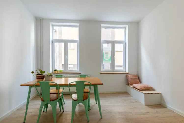 Huis te koop Oostende Centrum: Gerenoveerde woning nabij strand