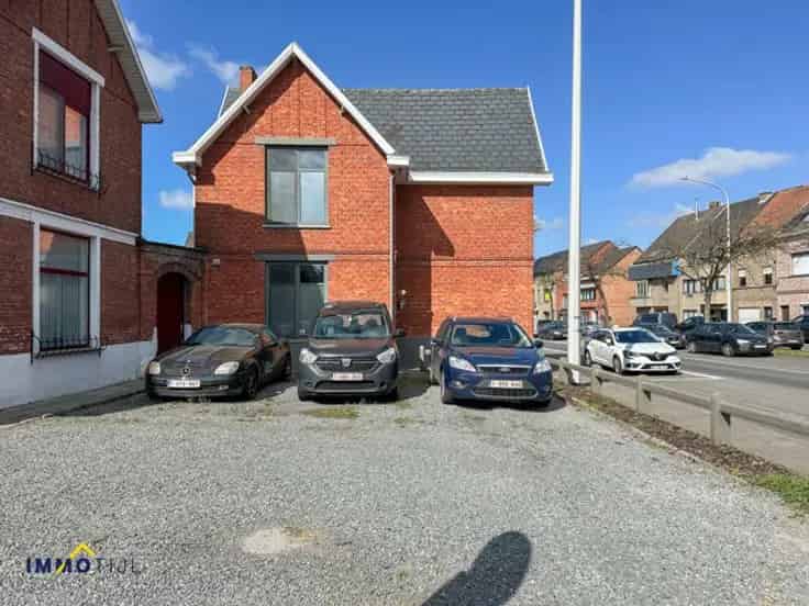Huis Te Koop 3 Slaapkamers Instapklaar Ruim Terras Nabij Centrum