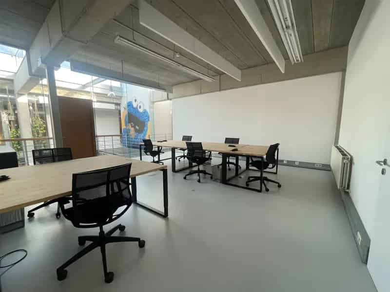 Co-working Kantoorruimte te Huur Merksem