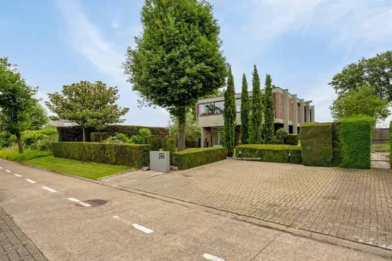 Villa te koop Hasselt 3 slaapkamers kantoor praktijk