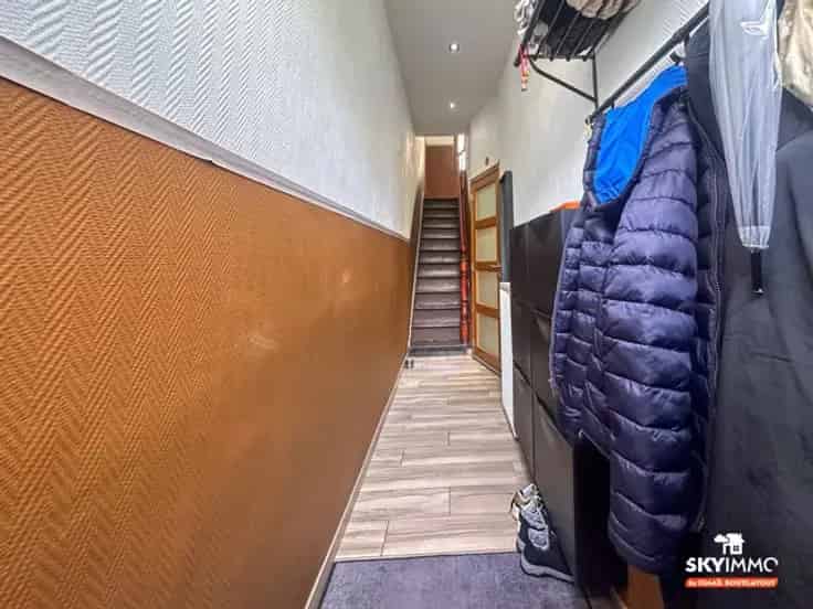 Huis Te Koop Liège: 3 Slaapkamers, Volledig Gerenoveerd