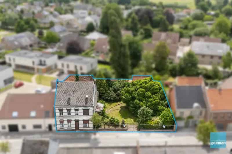 Herenhuis te Kalken met uitbreidingsmogelijkheden tot 5 wooneenheden