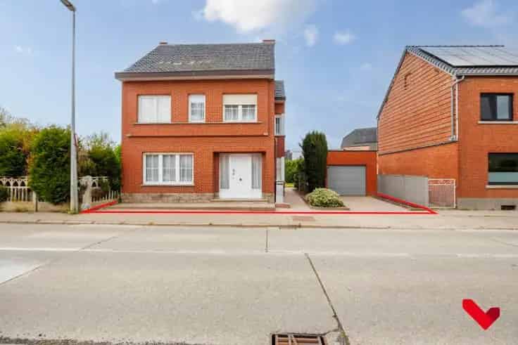 Huis Te Koop Boutersem: Renovatieproject met 3 slaapkamers en garage