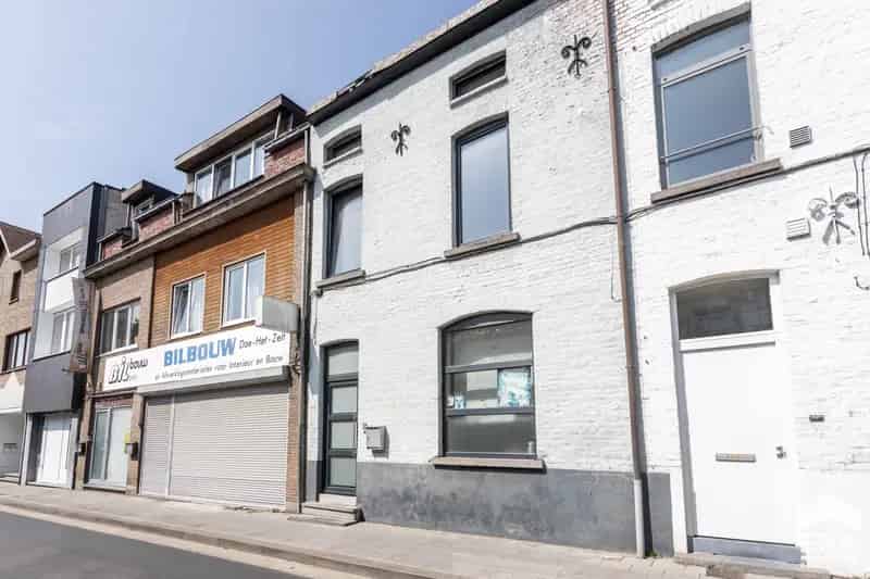 Huis te koop Aalst: Instapklare woning 220m² met 3 4 slaapkamers