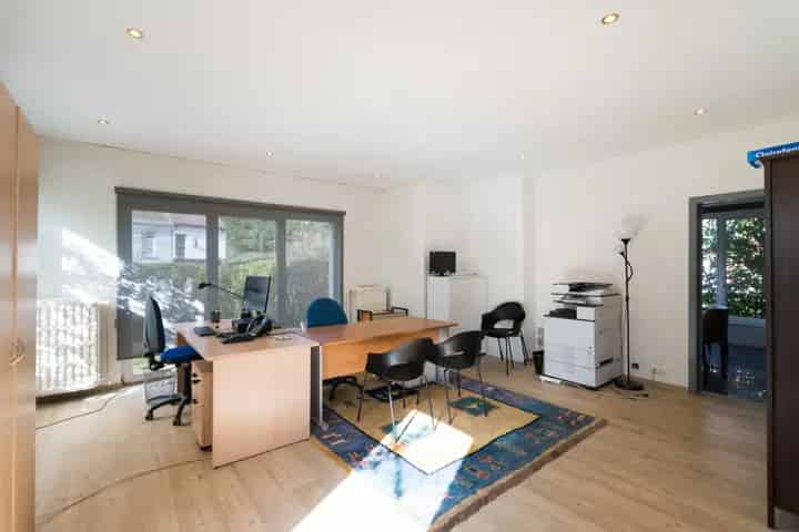 Ruime gezinswoning 4 slaapkamers te Claire 2