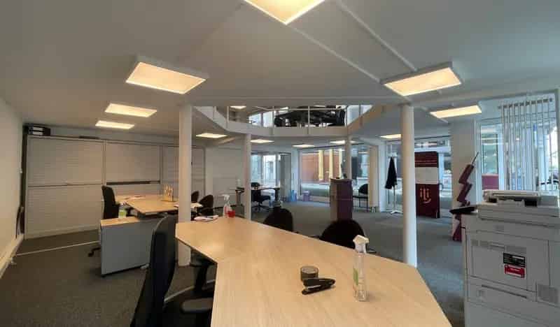 Commercieel gelijkvloers Sint-Jacobsmarkt 255m²