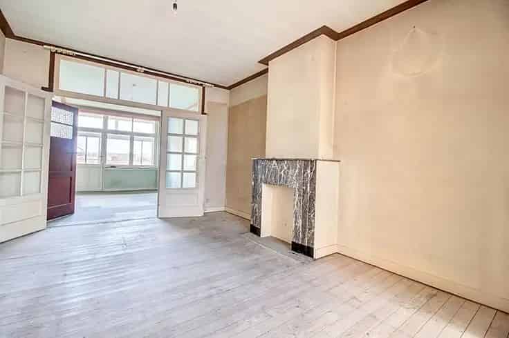 Appartement te Koop Schaerbeek 1 Slaapkamer 84m²