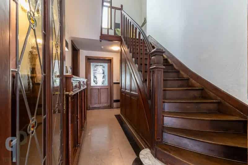 Herenwoning te koop Zottegem 400m²