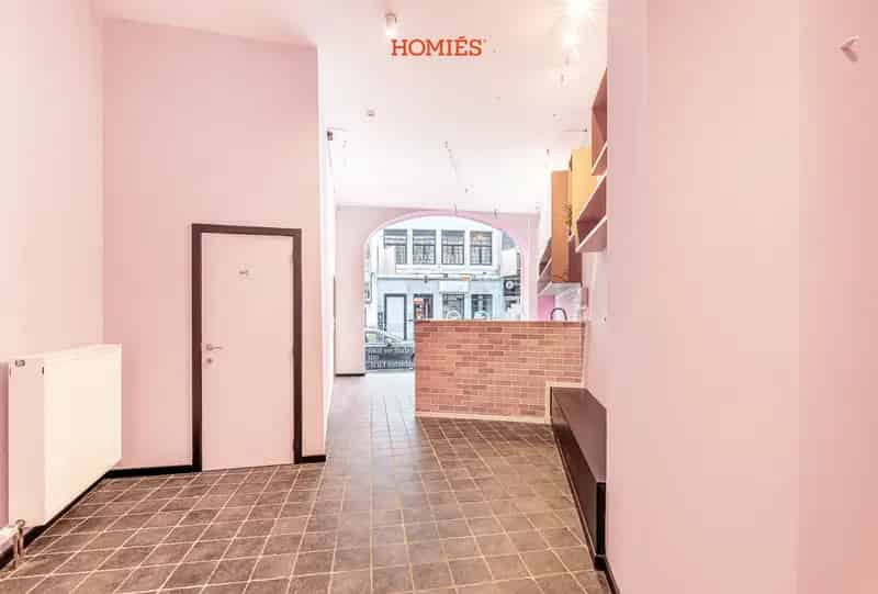 Commercieel Gelijkvloers Pand Toplocatie