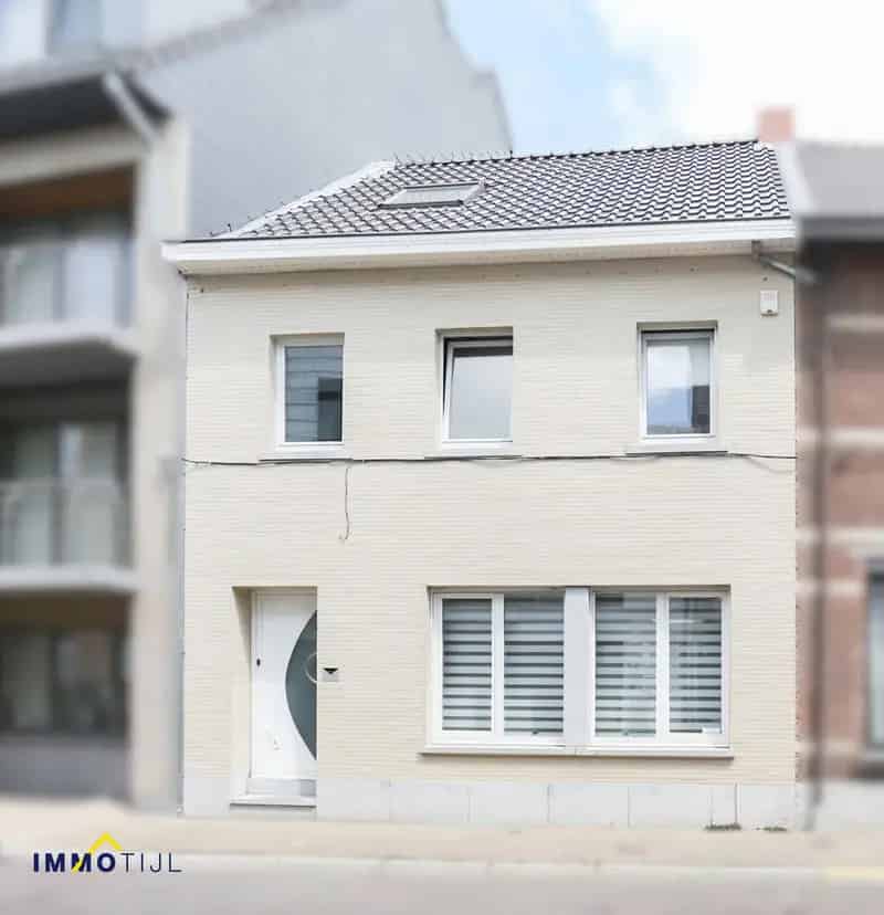 Instapklare woning 3 slaapkamers tuin garage centrum Lebbeke