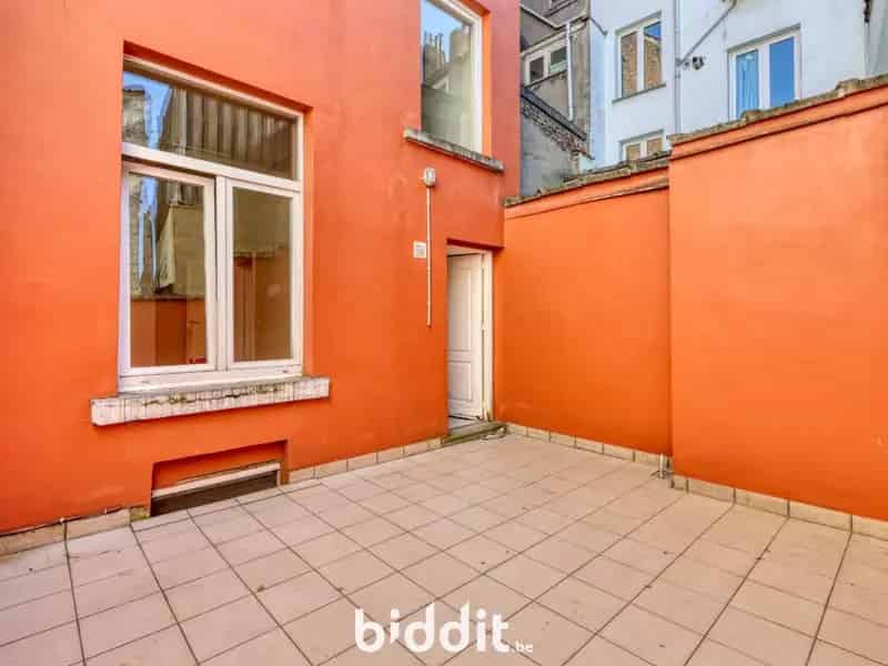 Huis te koop Spreeuwstraat 7 slaapkamers 7 badkamers