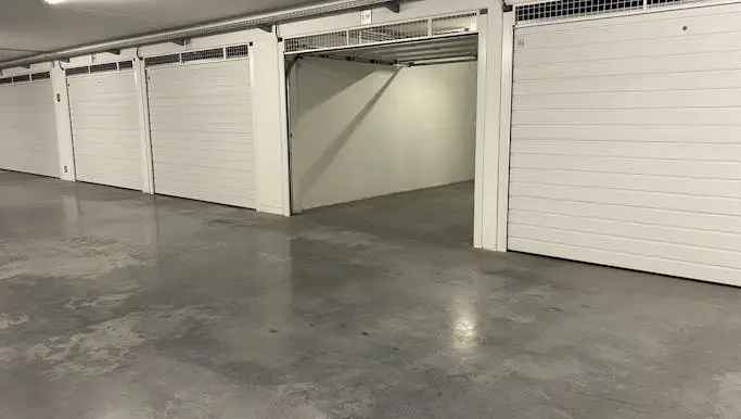 Garagebox te huur in Kustlaan 166, Knokke Zoute - Dewaele