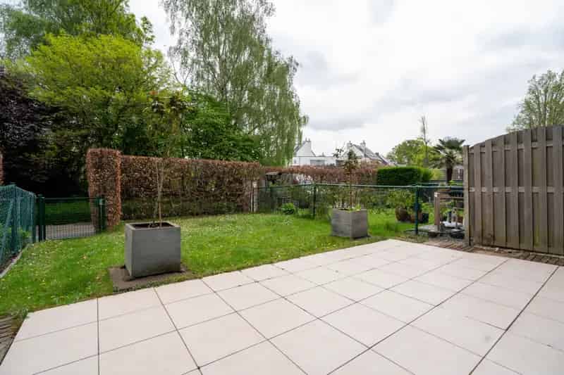 Gelijkvloersappartement 2 slaapkamers tuin te koop